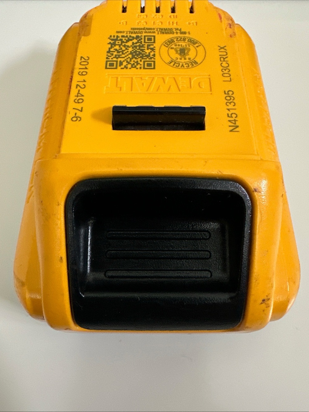 DeWalt 20V MAX 3.0Ah Lithium-Ion Compact Battery (Model N451395)